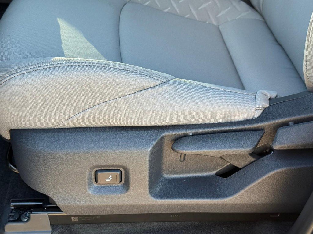 New 2025 Toyota Tacoma SR5 image 15