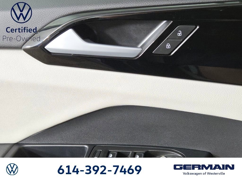 Certified 2025 Volkswagen Taos S image 31