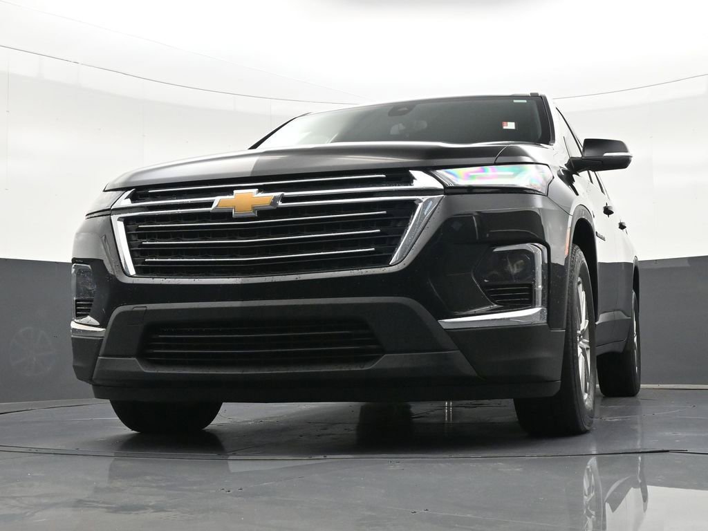 Used 2023 Chevrolet Traverse LT image 31