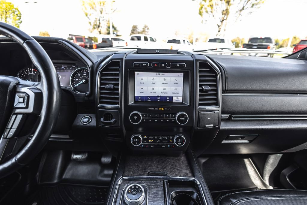 Used 2021 Ford Expedition Max Limited image 27