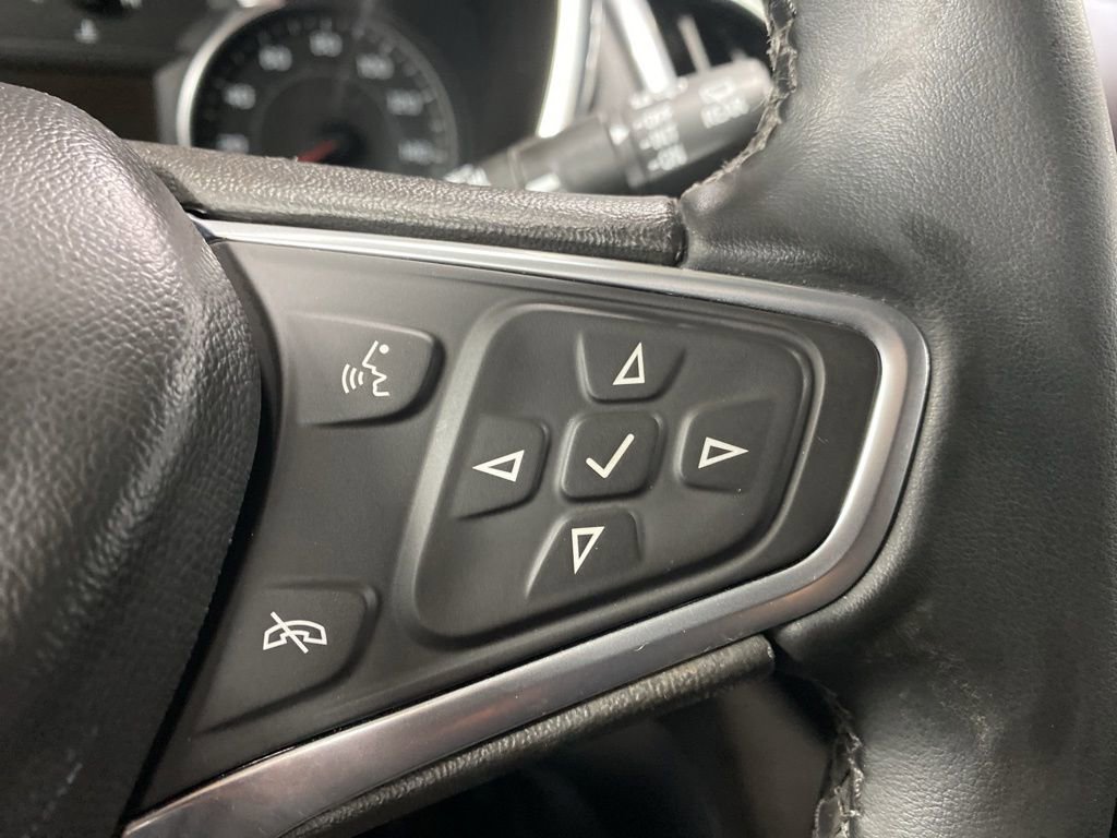 Used 2023 Chevrolet Equinox LT image 37