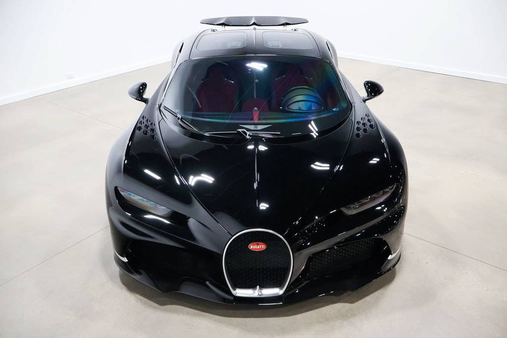 Used 2022 Bugatti Chiron Super Sport AWD/4WD image 22