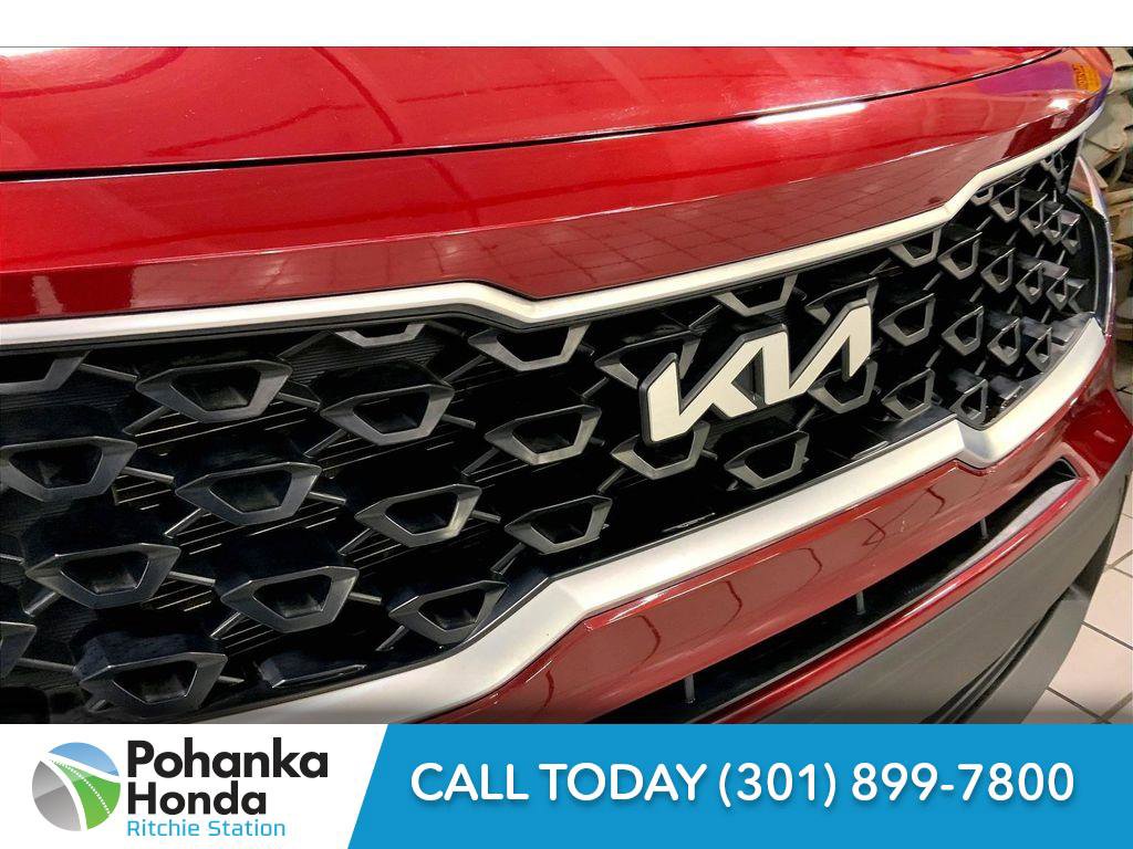 Used 2023 Kia Sorento LX image 31