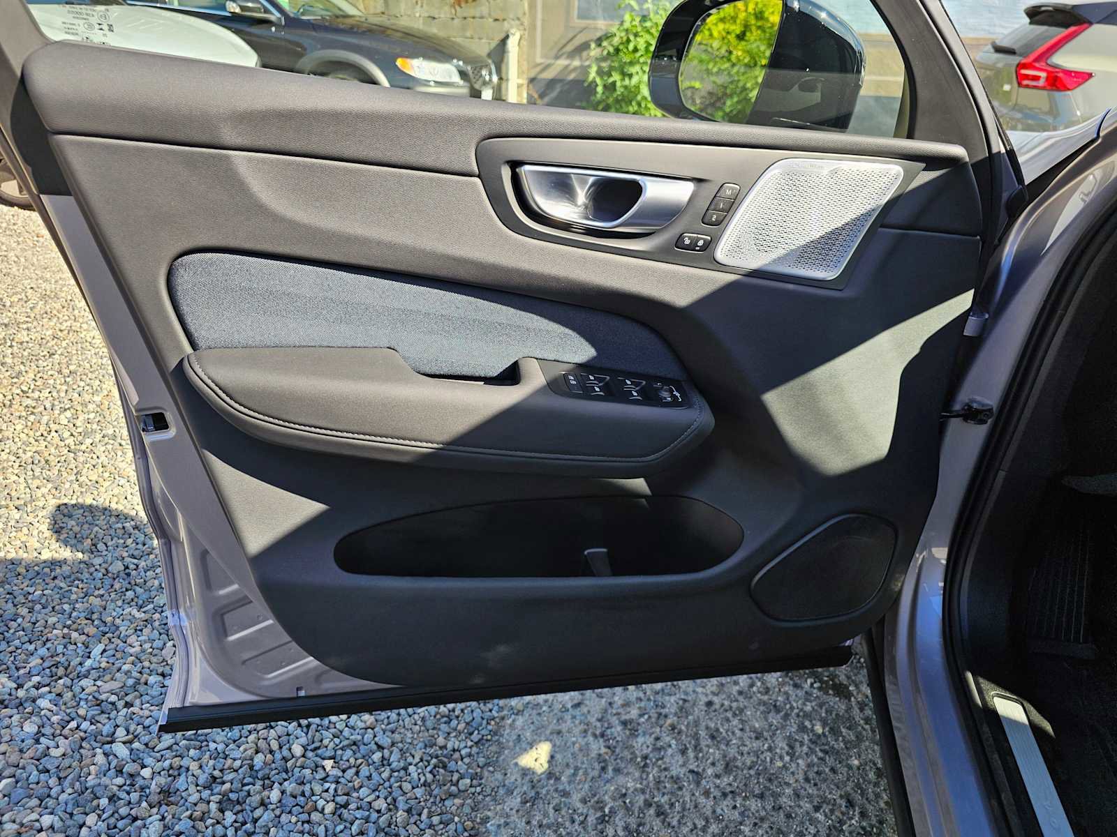 New 2026 Volvo XC60 B5 Ultra w/ Protection Package Premier image 24
