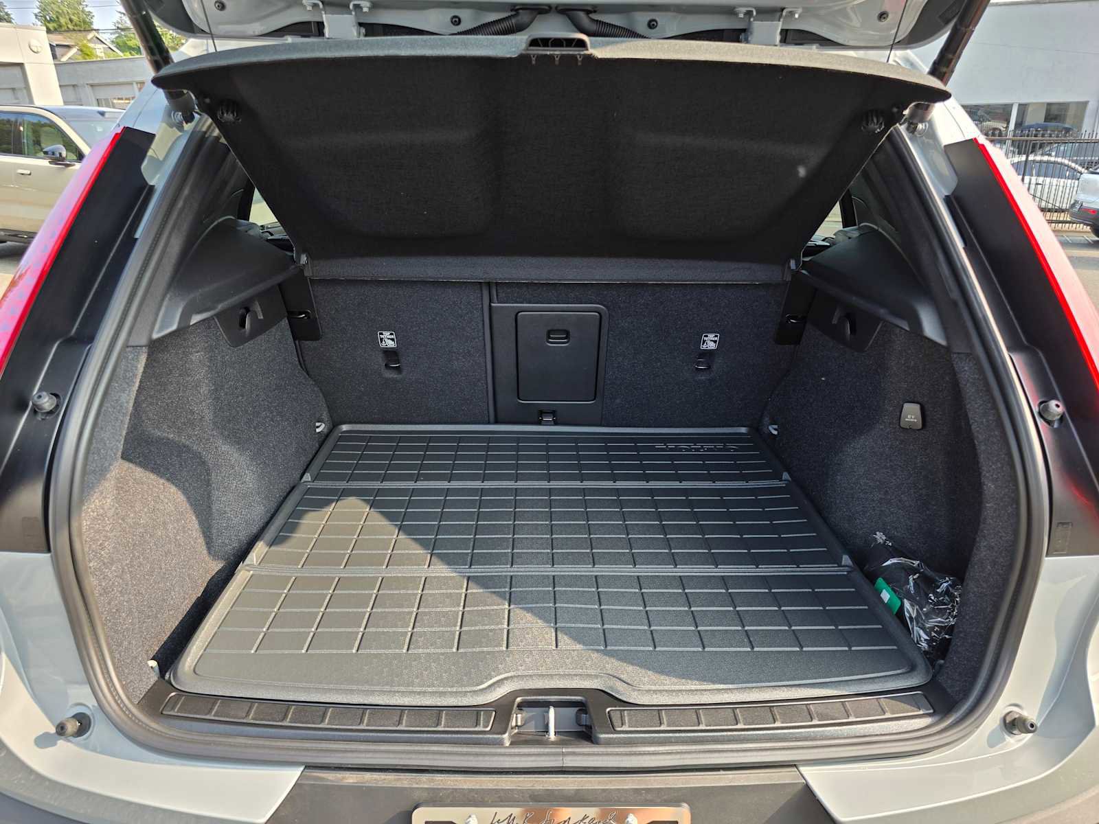 New 2026 Volvo XC40 B5 Plus w/ Protection Package Premier image 14