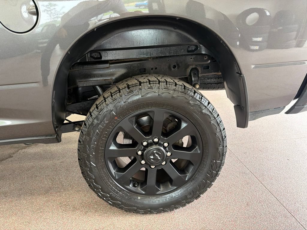 Certified 2024 RAM 2500 Big Horn w/ Night Edition AWD/4WD image 21