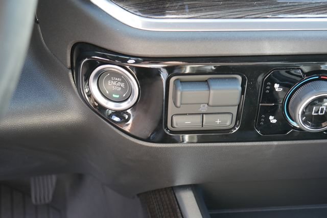 Used 2026 Chevrolet Silverado 1500 LT Trail Boss w/ Convenience Package II AWD/4WD image 24