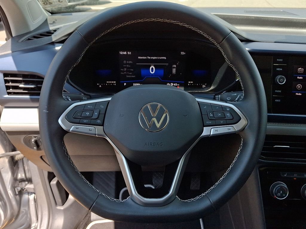Certified 2023 Volkswagen Taos SE w/ Panoramic Sunroof Package AWD/4WD image 20