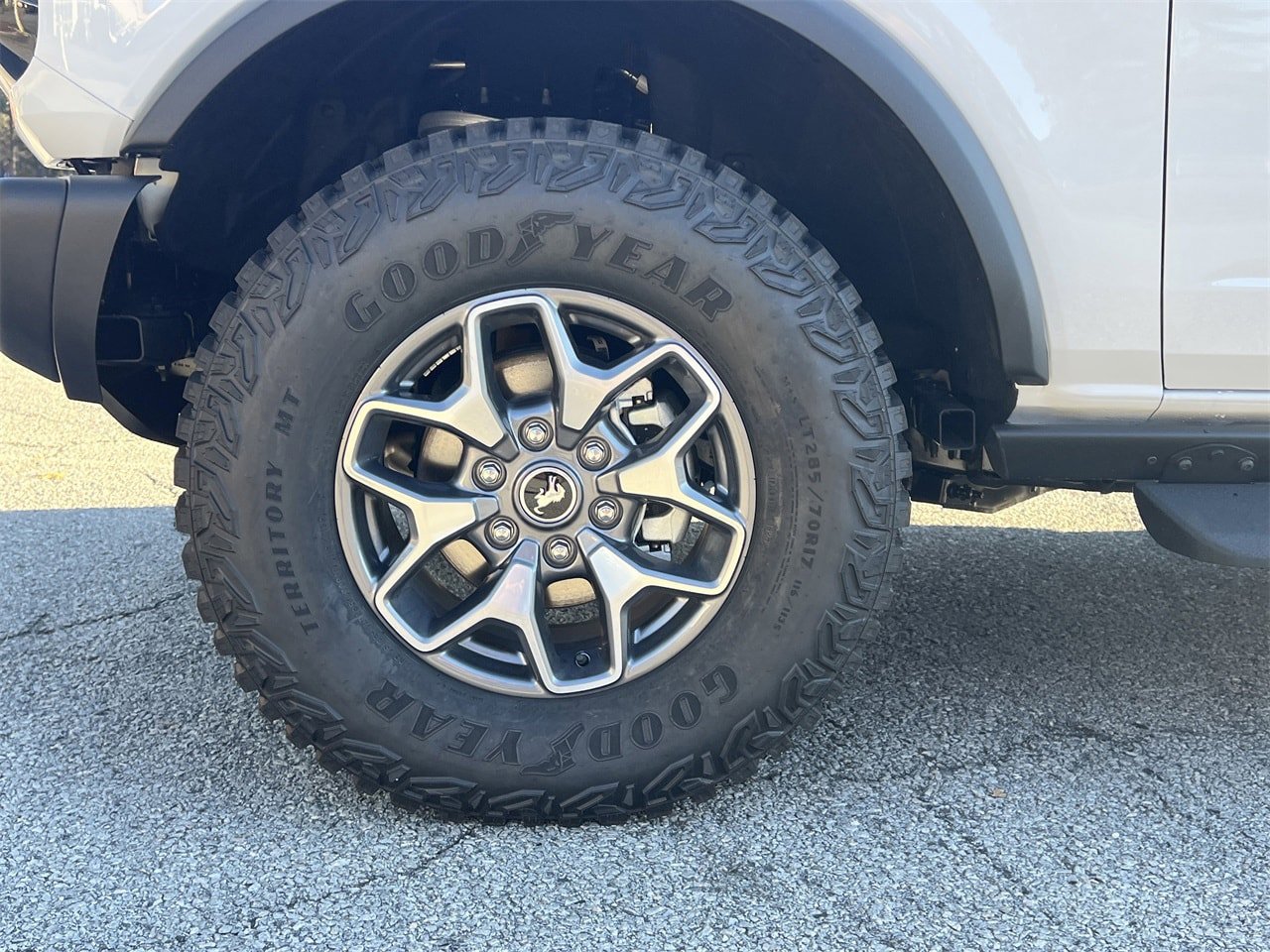 New 2025 Ford Bronco Badlands AWD/4WD image 28