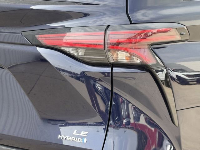 Used 2021 Toyota Sienna LE FWD image 6