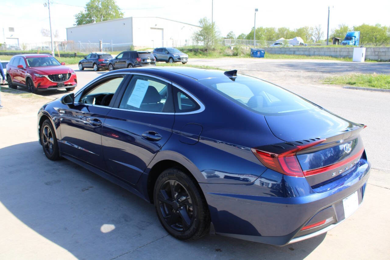 Used 2022 Hyundai Sonata SE FWD image 6