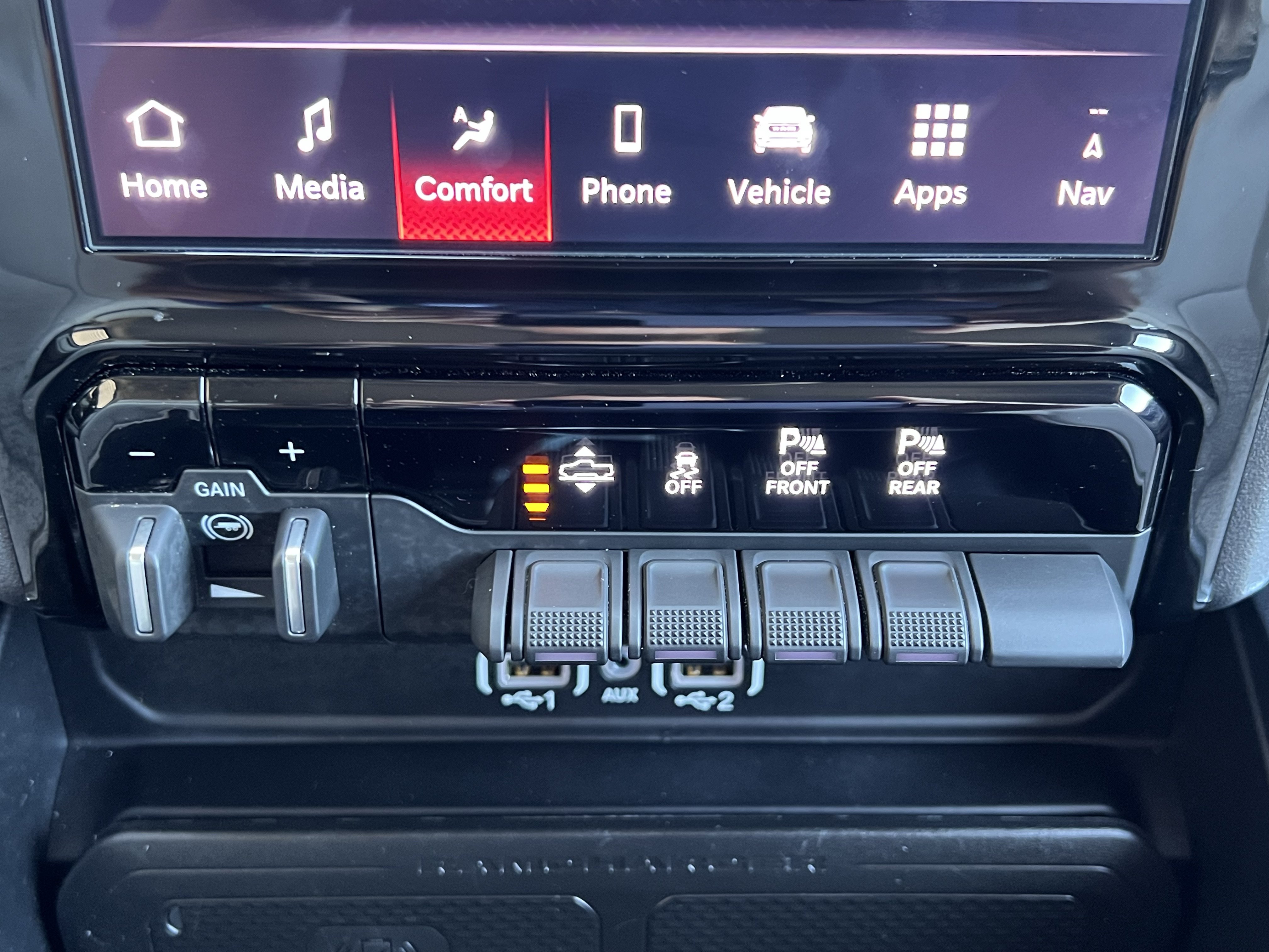 Used 2025 RAM 1500 Laramie w/ Bed Utility Group AWD/4WD image 43