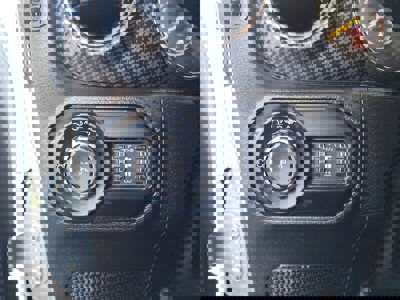 Used 2020 Jeep Wrangler Unlimited Sport image 29