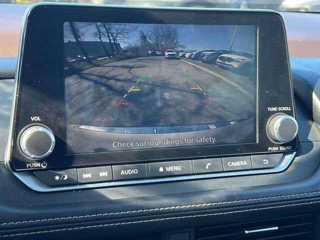 Used 2023 Nissan Rogue SV w/ SV Premium B Package image 32