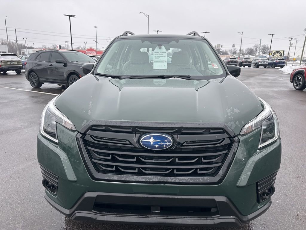 Used 2023 Subaru Forester image 2