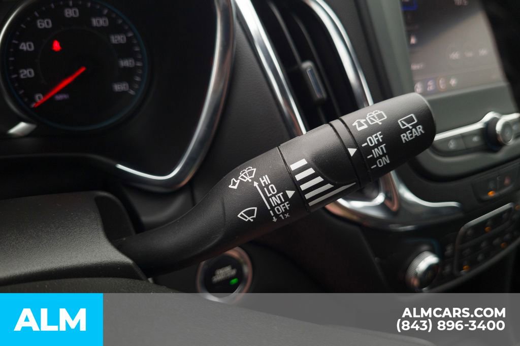 Used 2024 Chevrolet Equinox LT FWD image 32