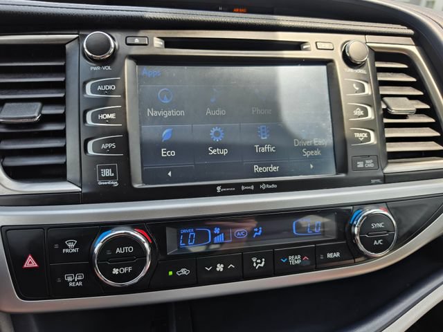Used 2018 Toyota Highlander Limited AWD/4WD image 44