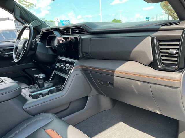 Used 2022 GMC Sierra 1500 AT4 w/ AT4 Preferred Package AWD/4WD image 23