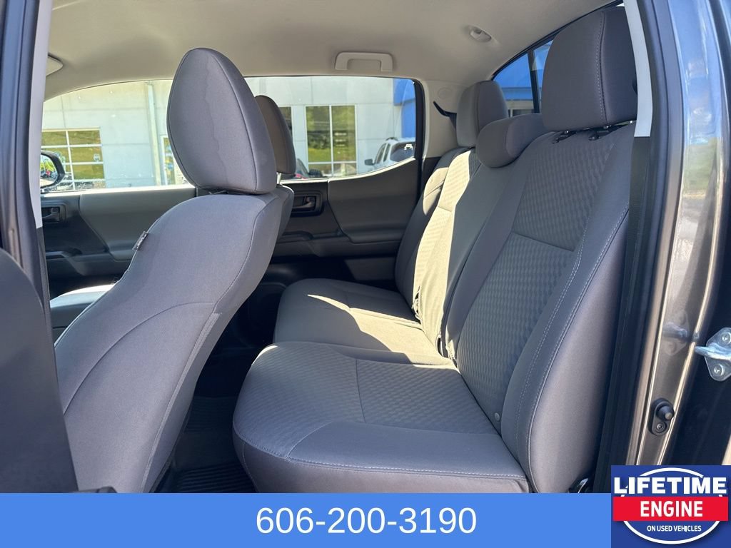 Used 2023 Toyota Tacoma SR AWD/4WD image 12
