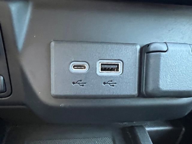 Used 2021 GMC Sierra 2500 AT4 w/ AT4 Preferred Package image 26