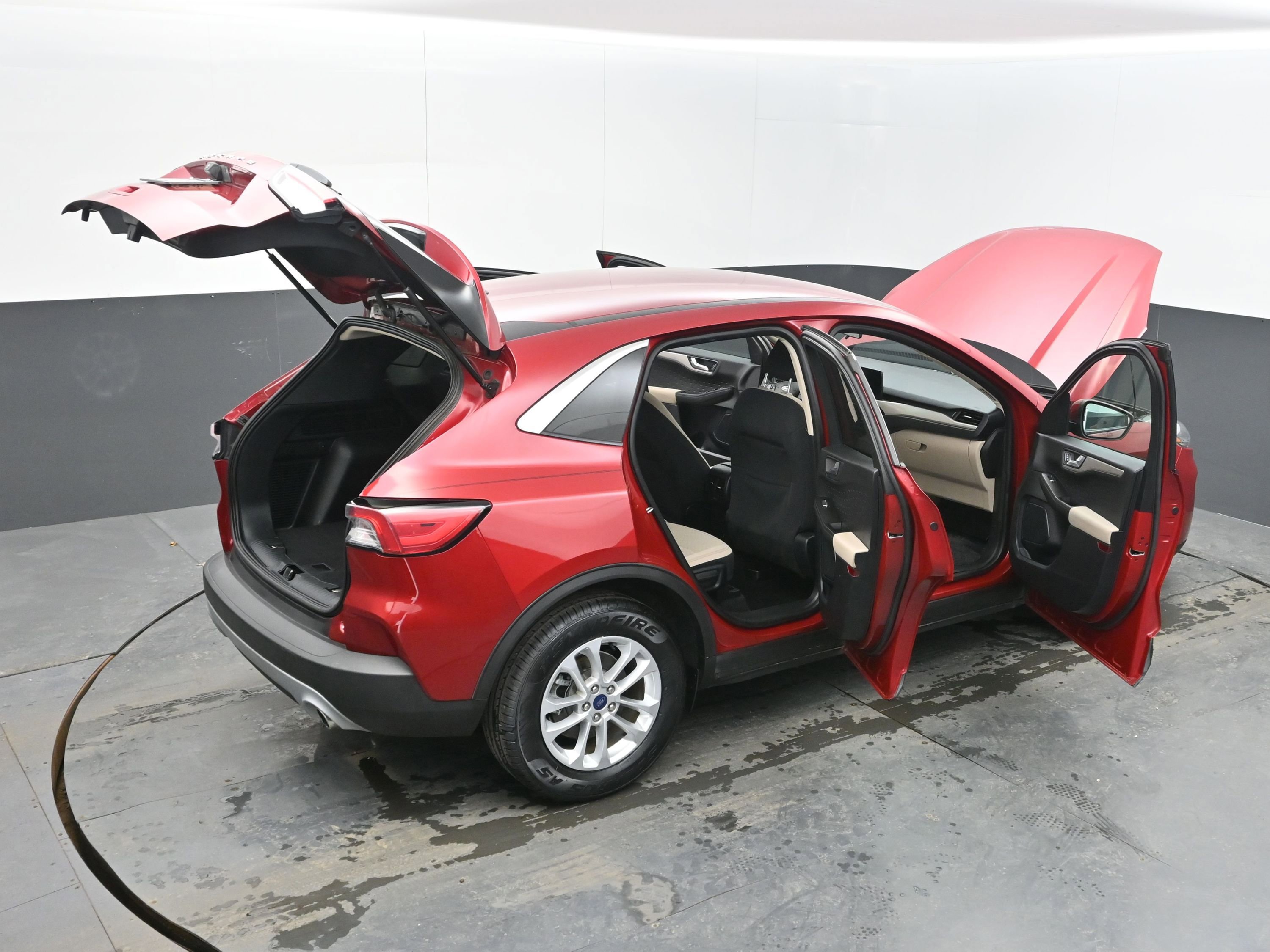 Used 2020 Ford Escape SE image 44