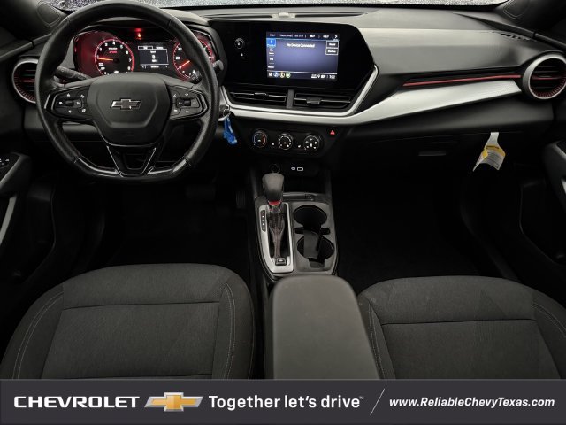 Used 2024 Chevrolet Trax RS w/ Driver Confidence Package FWD image 11