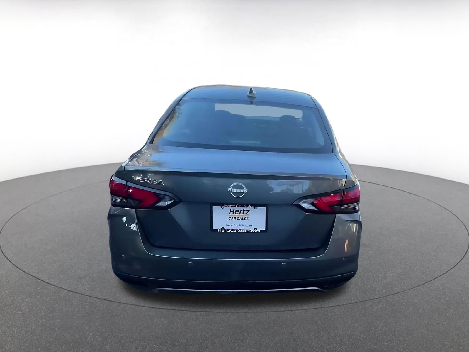 Used 2025 Nissan Versa SV image 12