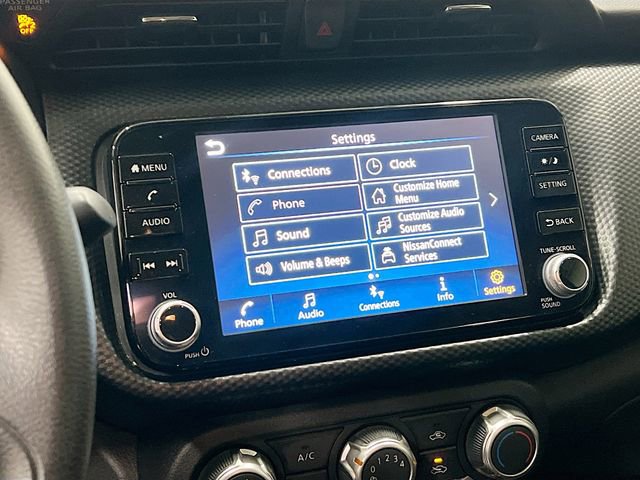 Used 2024 Nissan Kicks SV FWD image 30