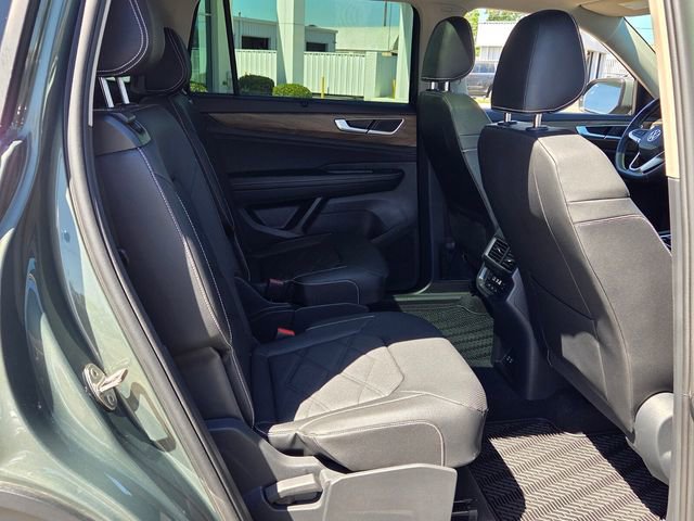 Used 2026 Volkswagen Atlas SE FWD image 17