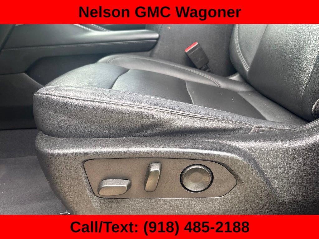 Used 2022 Chevrolet Tahoe LT w/ Luxury Package AWD/4WD image 13