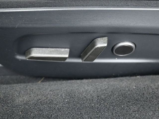 Used 2025 Tesla Model 3 Long Range image 11