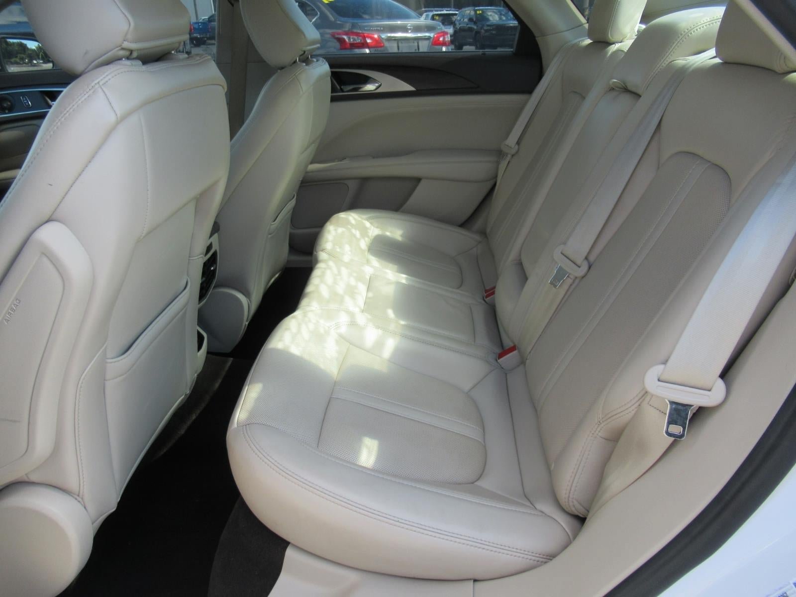 Used 2020 Lincoln MKZ Reserve w/ Monochromatic Package AWD/4WD image 39