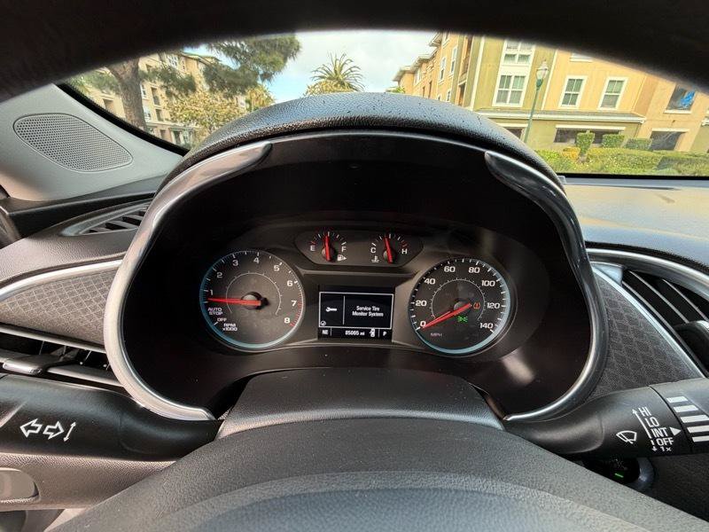 Used 2020 Chevrolet Malibu LT FWD image 49