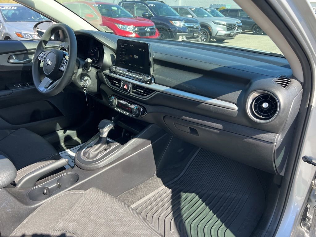 Used 2019 Kia Forte LXS FWD image 25