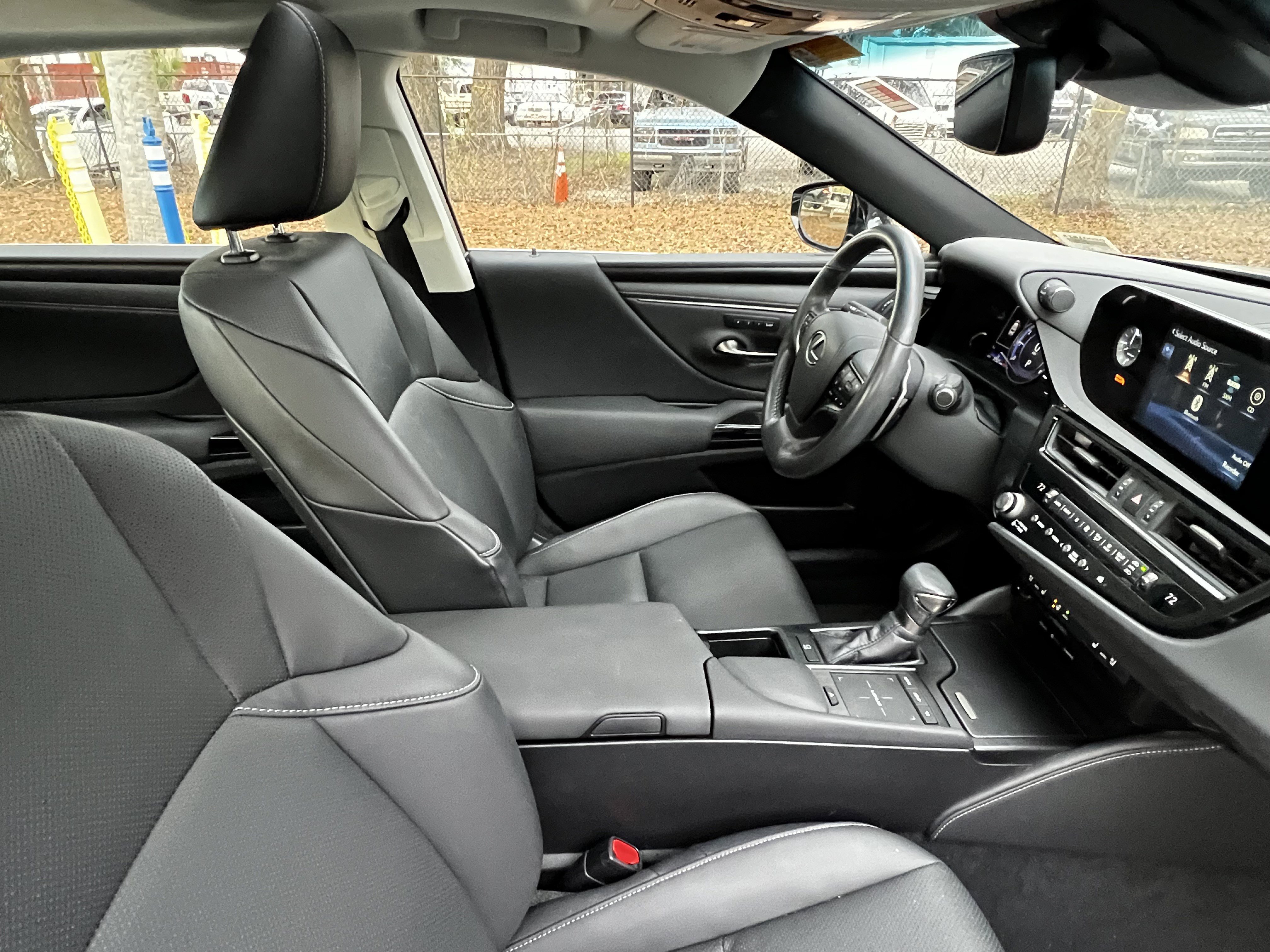 Certified 2022 Lexus ES 350 w/ Premium Package image 47