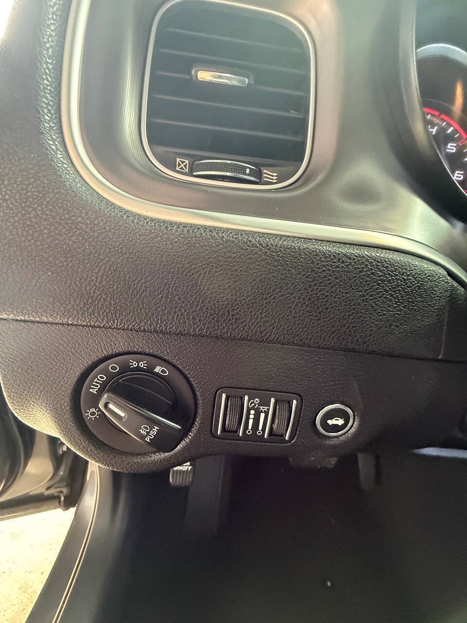 Used 2019 Dodge Charger GT w/ Performance Handling Group RWD image 25