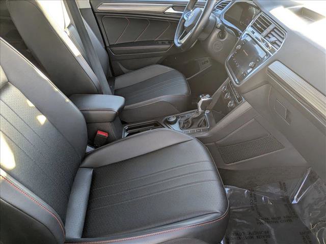 Used 2024 Volkswagen Tiguan Wolfsburg Edition image 21