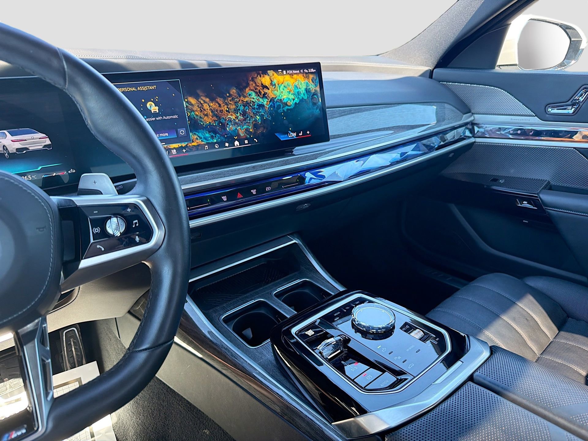 Certified 2025 BMW 740i image 29