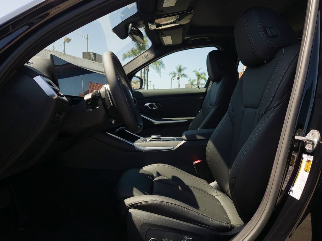 New 2026 BMW 330i Sedan w/ Convenience Package RWD image 7
