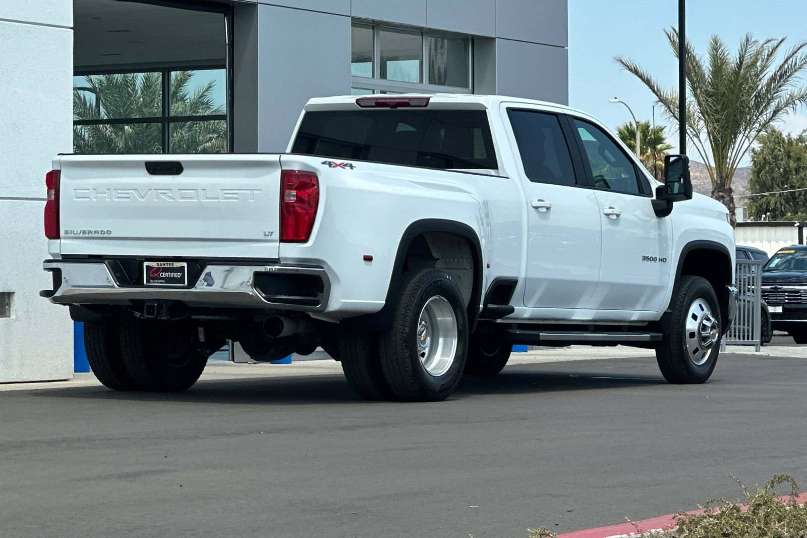 Used 2025 Chevrolet Silverado 3500 LT w/ Safety Package AWD/4WD image 4