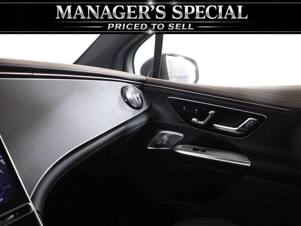 Certified 2025 Mercedes-Benz EQE 350+ 4MATIC SUV w/ AMG Line Exterior Package image 21