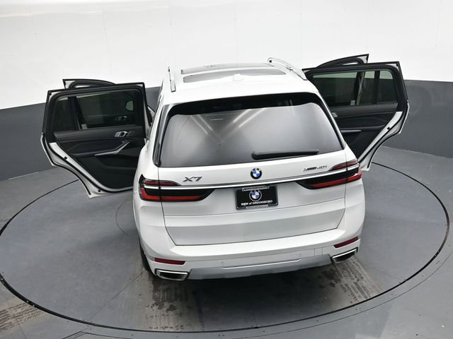 Used 2023 BMW X7 xDrive40i w/ Premium Package image 39