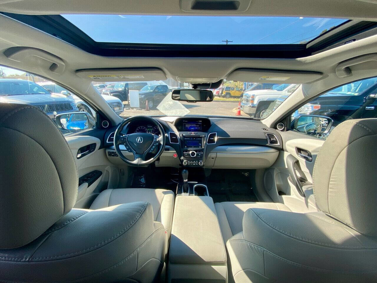 Used 2016 Acura RDX AWD w/ Advance Package image 2