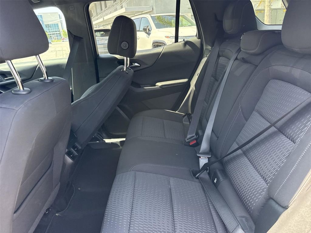 Used 2026 Chevrolet Equinox LT FWD image 22