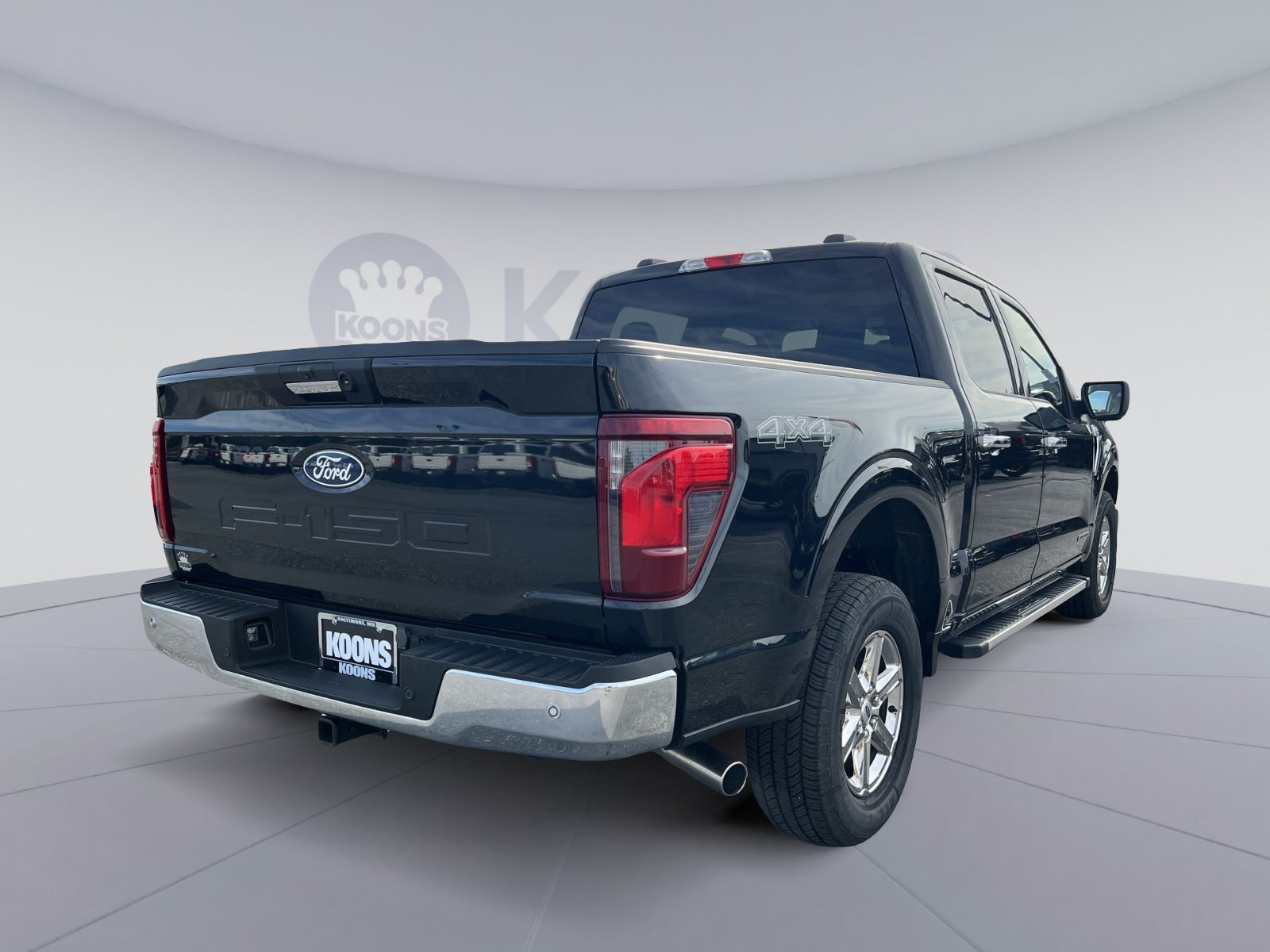Certified 2024 Ford F150 XLT w/ Mobile Office Package AWD/4WD image 7
