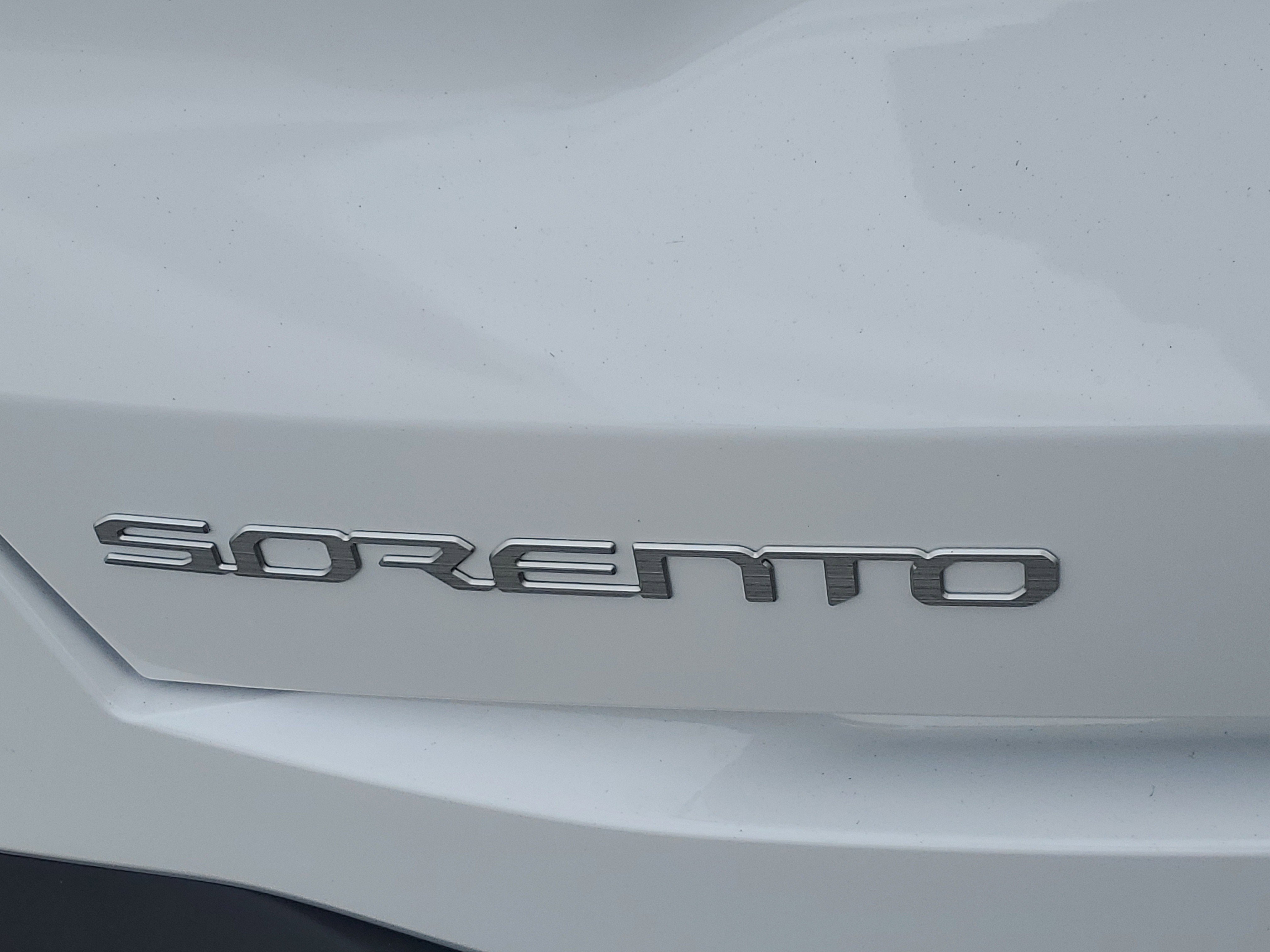 New 2026 Kia Sorento S image 7