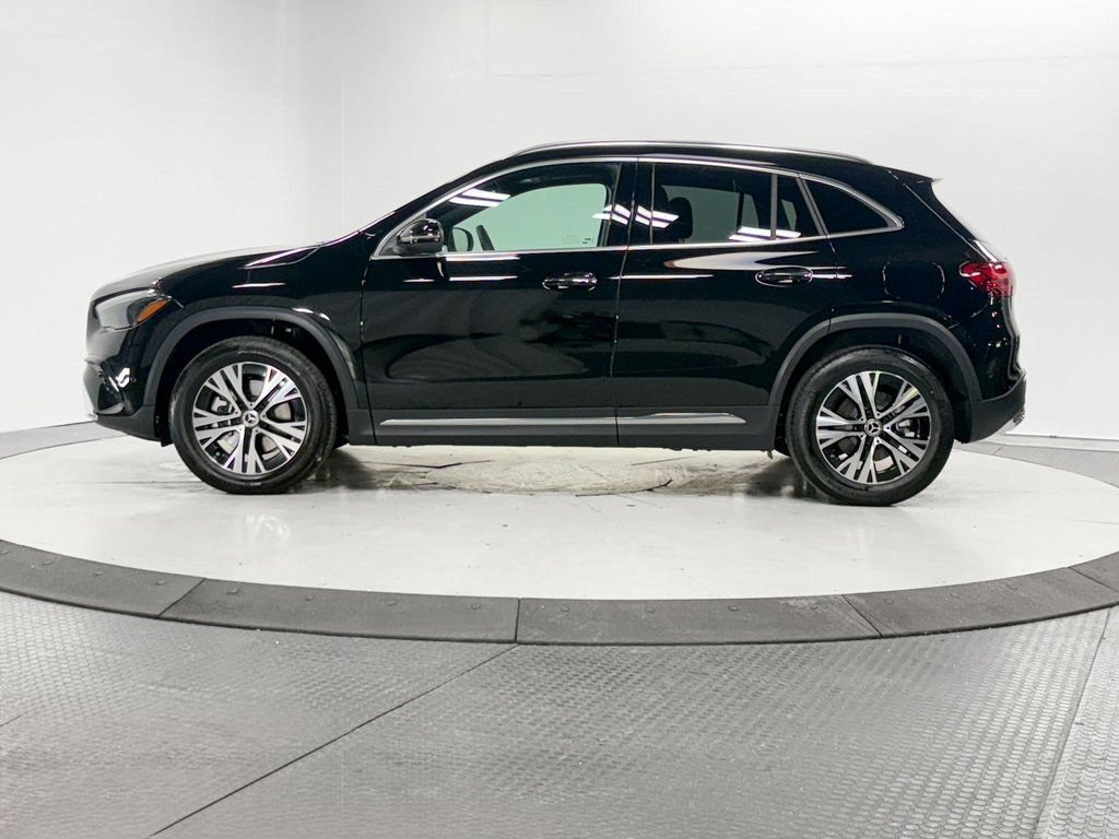 Used 2026 Mercedes-Benz GLA 250 4MATIC image 4