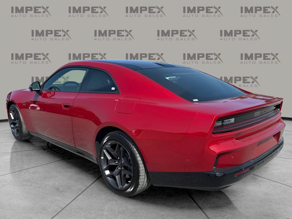 Used 2025 Dodge Charger Daytona R/T w/ Plus Group AWD/4WD image 2