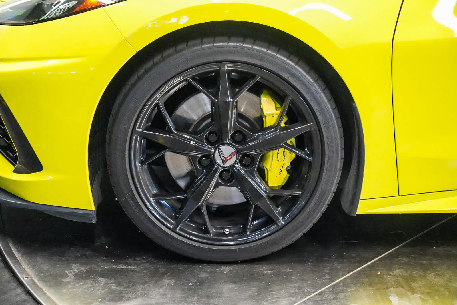 Used 2022 Chevrolet Corvette Stingray Preferred Cpe w/ Z51 Performance Package RWD image 9