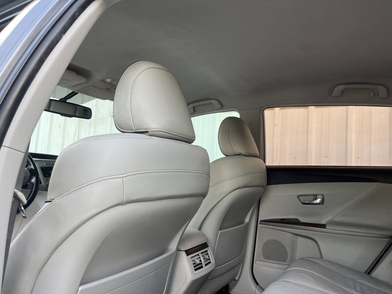 Used 2009 Toyota Venza image 18